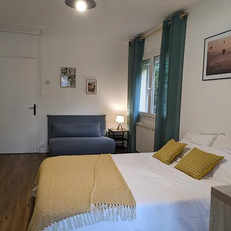 La Petite Capitelle بيت للعطل