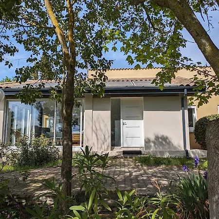 La Petite Capitelle بيت للعطل *
